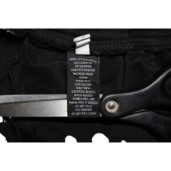 Las Vegas Raiders Black Graphic Shorts – Embroidered Logo, Side Stripes, Size M - Picture 7 of 12